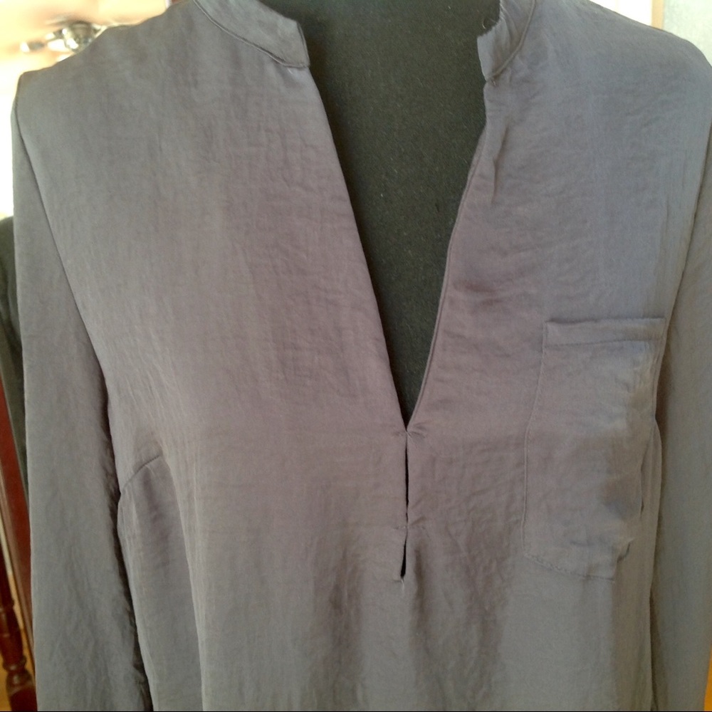 Blouse - Picture 2 of 8